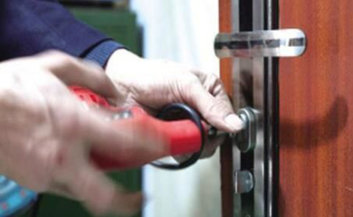 石家庄防盗门售后维修与开锁锁具零售服务指南